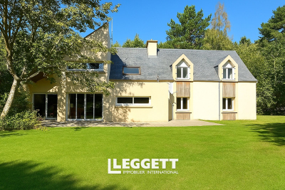 Maison à vendre à PLESTIN LES GREVES  - 7 pièces - 188 m² 