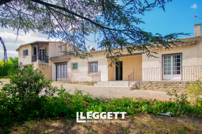 Maison à vendre à LAVALETTE  - 6 pièces - 180 m² 