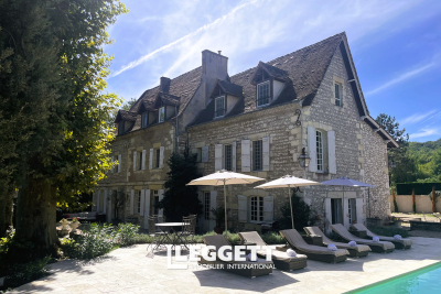Maison à vendre à BERGERAC  - 12 pièces - 475 m² 