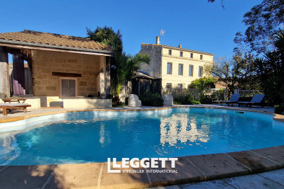 Maison à vendre à PAUILLAC  - 10 pièces - 432 m² 