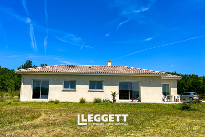 Maison à vendre à LOUBES BERNAC  - 3 pièces - 98 m² 