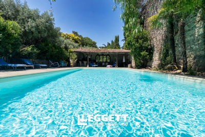 Maison à vendre à ADISSAN  - 9 pièces - 296 m² 