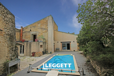 Maison à vendre à LES CASSES  - 15 pièces - 465 m² 