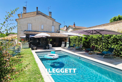 Maison à vendre à ST-SEURIN-SUR-L'ISLE La Plante - 12 pièces - 350 m² 