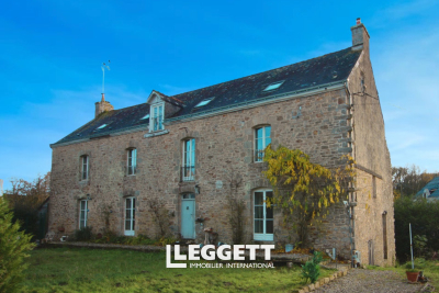 Maison à vendre à GUEMENE SUR SCORFF Sud - 11 pièces - 202 m² 