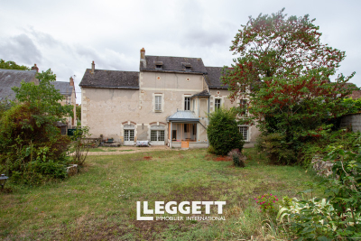 Maison à vendre à DESCARTES  - 8 pièces - 196 m² 