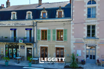 Bien à vendre à ST SAVIN  - 6 pièces - 133 m² 