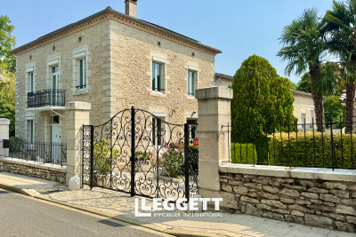 Maison à vendre à SEPTFONDS Septfonds - 12 pièces - 220 m² 