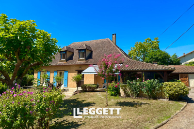 Maison à vendre à LA FORCE  - 7 pièces - 205 m² 