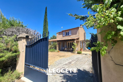 Maison à vendre à MOISSAC-BELLEVUE Pignans - 5 pièces - 115 m² 