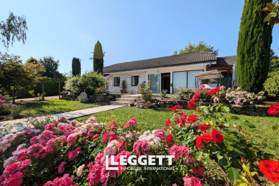 Maison à vendre à MESSERY  - 6 pièces - 121 m² 