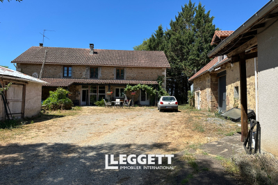 Maison à vendre à CORGNAC SUR L ISLE  - 11 pièces - 218 m² 