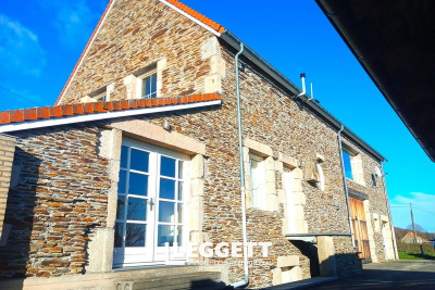 Maison à vendre à LALIZOLLE  - 5 pièces - 369 m² 