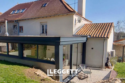 Maison à vendre à LUCHAPT  - 5 pièces - 115 m² 