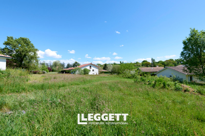 terrain à vendre à POUILLON    