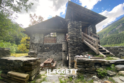 Bien à vendre à STE-FOY-TARENTAISE   - 100 m² 