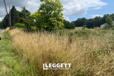 terrain à vendre à MONTPEYROUX    