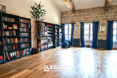 Maison à vendre à ST BARTHELEMY D AGENAIS  - 9 pièces - 266 m² 