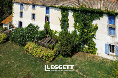 Maison à vendre à VILLEPINTE  - 14 pièces - 450 m² 