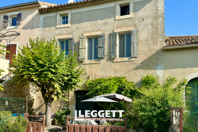 Maison à vendre à MONTOULIERS  - 10 pièces - 238 m² 