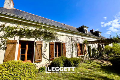Maison à vendre à GENNES VAL DE LOIRE Baumette (Zone Naturelle) - 8 pièces - 161 m² 