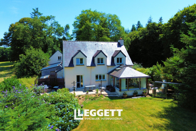 Maison à vendre à PLOERDUT Le Tour-du-Parc - 6 pièces - 125 m² 