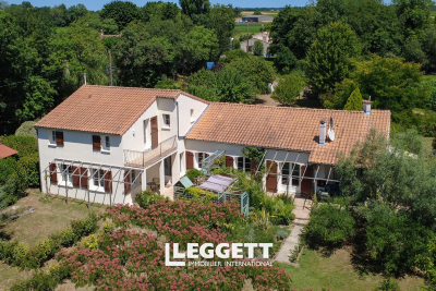 Maison à vendre à MEURSAC  - 6 pièces - 231 m² 