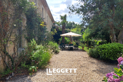 Maison à vendre à BLAIGNAN-PRIGNAC  - 13 pièces - 474 m² 