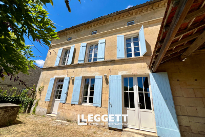 Maison à vendre à CHAMPAGNOLLES  - 4 pièces - 150 m² 