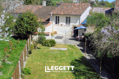 Maison à vendre à SALLES LAVALETTE Salles-Lavalette - 7 pièces - 96 m² 