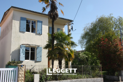 Maison à vendre à ST JEAN D ANGELY  - 4 pièces - 101 m² 