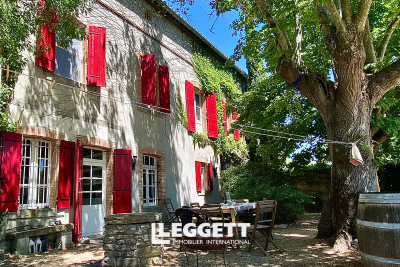 Maison à vendre à VILLEGAILHENC  - 10 pièces - 270 m² 