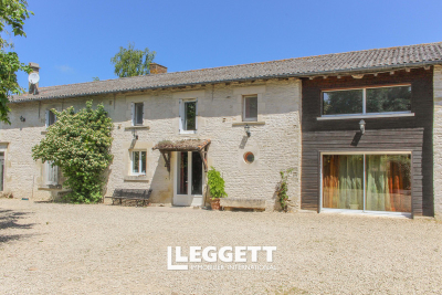 Maison à vendre à CUHON  - 6 pièces - 333 m² 