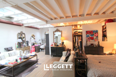 Maison à vendre à PARIS 14EME Clignancourt 5 - 6 pièces - 285 m² 