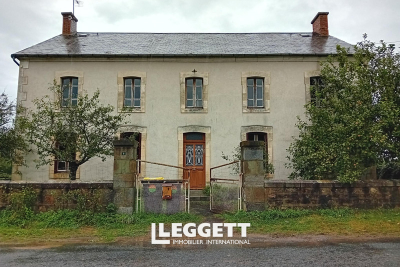 Maison à vendre à MAZIRAT Mazirat - 6 pièces - 235 m² 