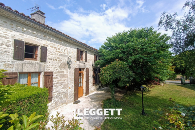 Maison à vendre à NERE  - 6 pièces - 150 m² 