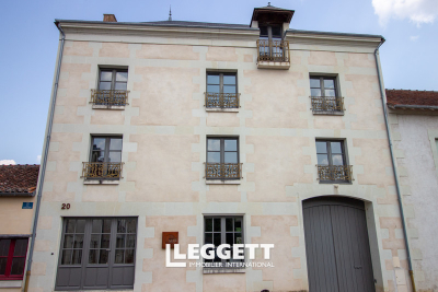 Bien à vendre à RICHELIEU  - 6 pièces - 325 m² 