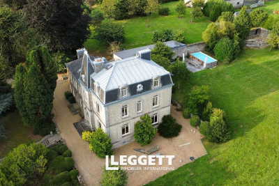 Maison à vendre à BEAUFICEL  - 16 pièces - 400 m² 