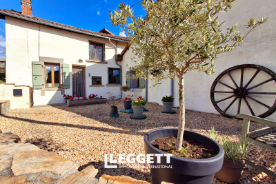 Maison à vendre à ETAGNAC  - 6 pièces - 107 m² 