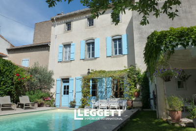 Maison à vendre à PÉPIEUX  - 12 pièces - 400 m² 