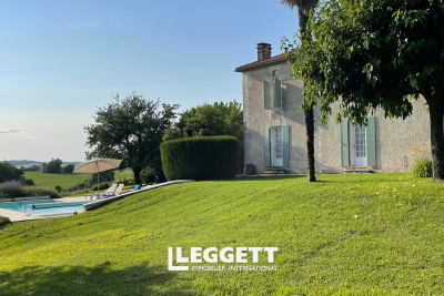 Maison à vendre à BORS  - 9 pièces - 246 m² 