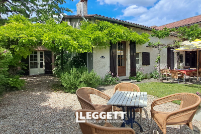 Maison à vendre à CHAMPAGNE ET FONTAINE  - 3 pièces - 68 m² 