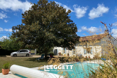 Maison à vendre à ARTHENAC  - 7 pièces - 165 m² 