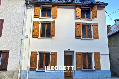 Maison à vendre à LE BOURG-D'OISANS  - 9 pièces - 99 m² 