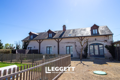Maison à vendre à MARCILLY SUR VIENNE  - 8 pièces - 186 m² 