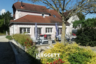 Maison à vendre à PONTLEVOY  - 13 pièces - 350 m² 