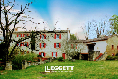 Bien à vendre à LAUTREC  - 16 pièces - 300 m² 