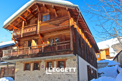 Maison à vendre à LES DEUX-ALPES  - 13 pièces - 282 m² 