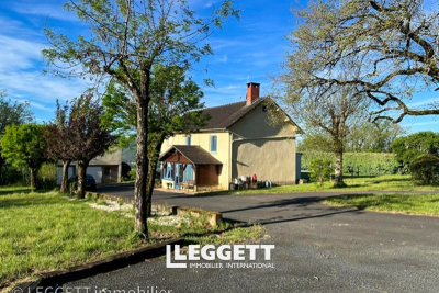 Maison à vendre grand terrain dominant 