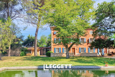 Maison à vendre à OPPÈDE  - 8 pièces - 251 m² 